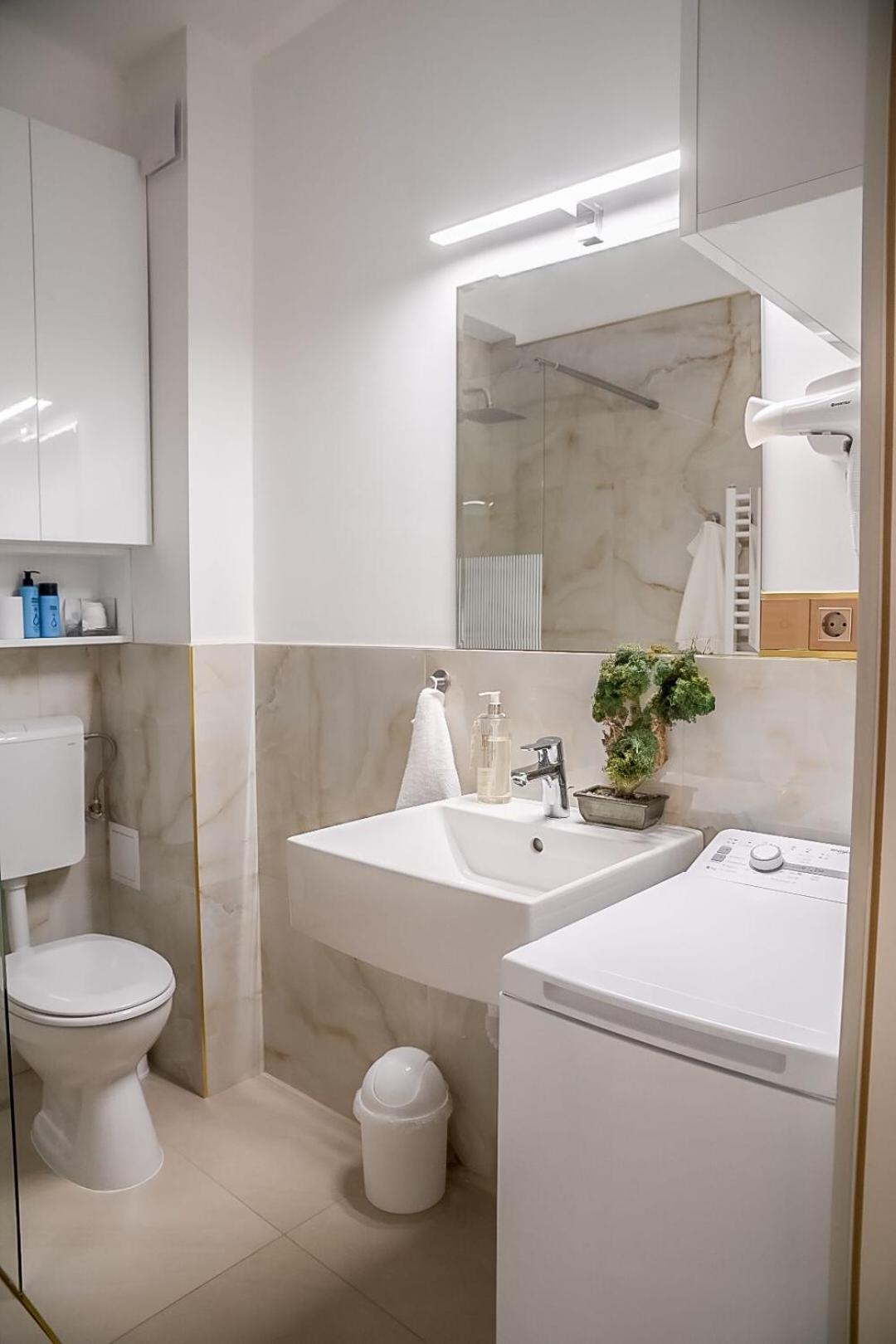 Glori Gold Apartaments Baia Mare Esterno foto