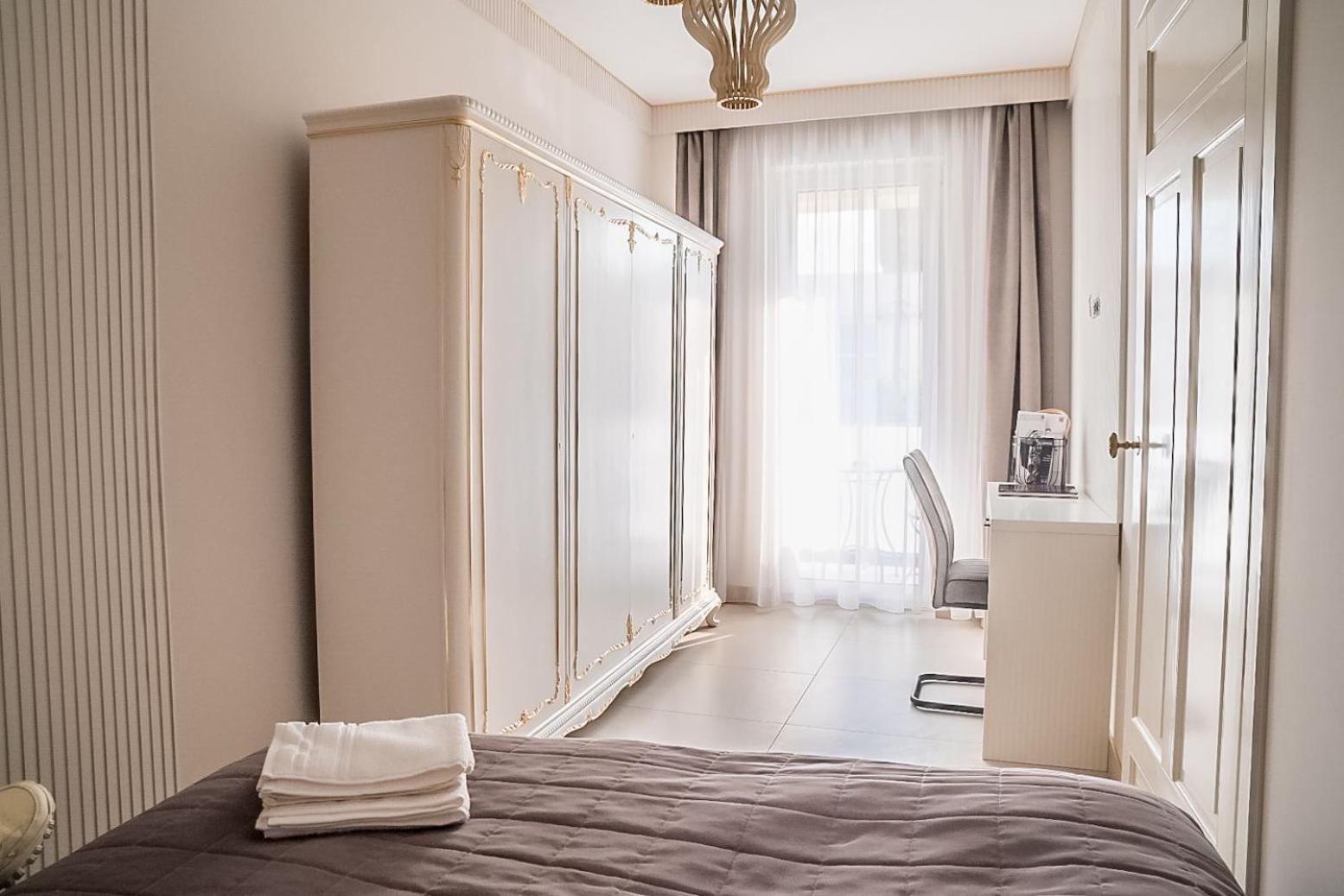 Glori Gold Apartaments Baia Mare Esterno foto